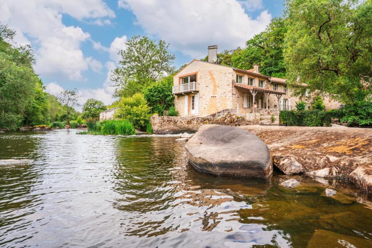 Le Moulin De Pilet Mortagne-sur-Sevre Exterior foto